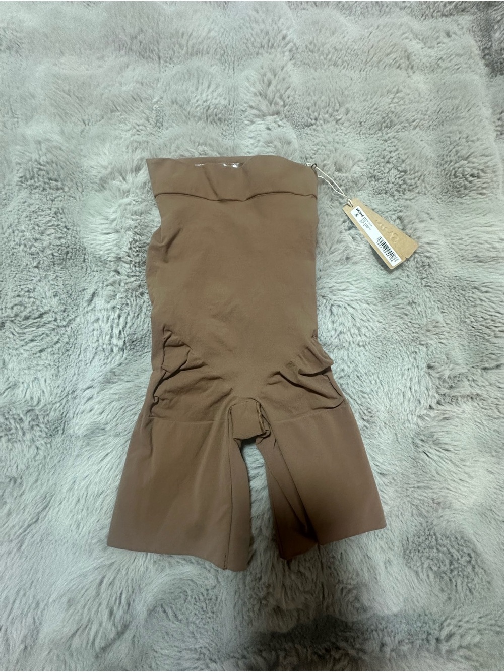 NWT SKIMS Everyday Sculpt Short Size Small Jasper
